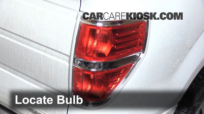2013 Ford F-150 XLT 3.7L V6 FlexFuel Standard Cab Pickup Éclairage